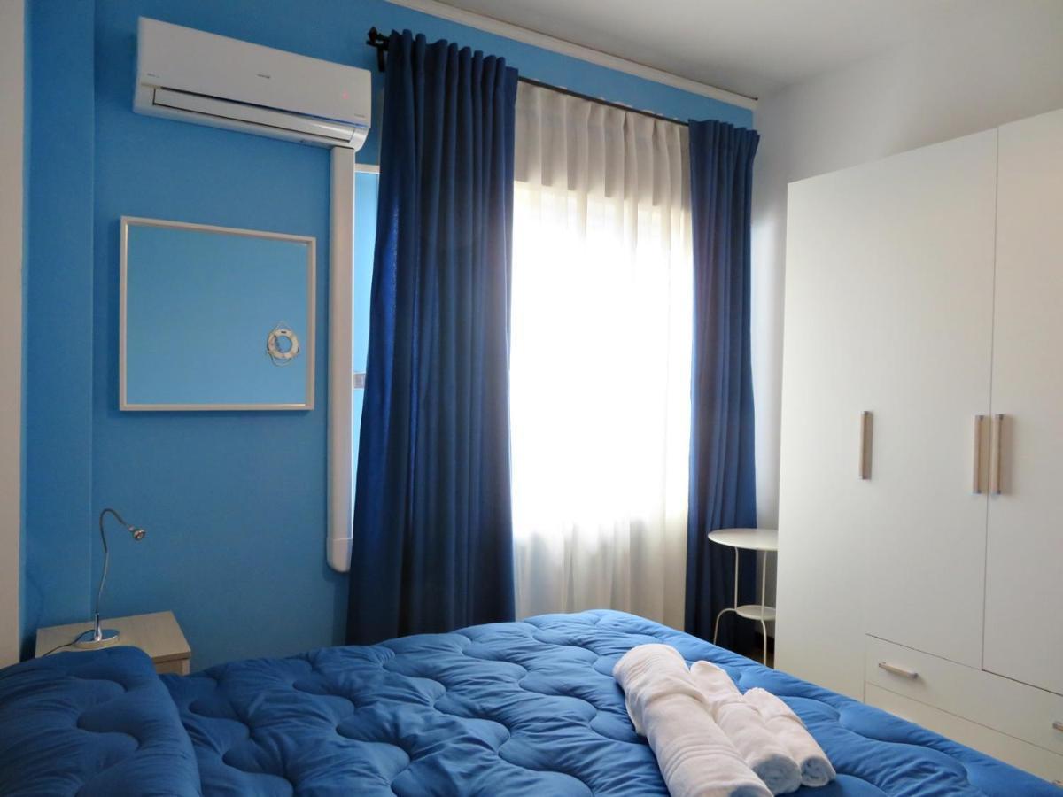 La Feluca Rooms & Breakfast Messina Esterno foto