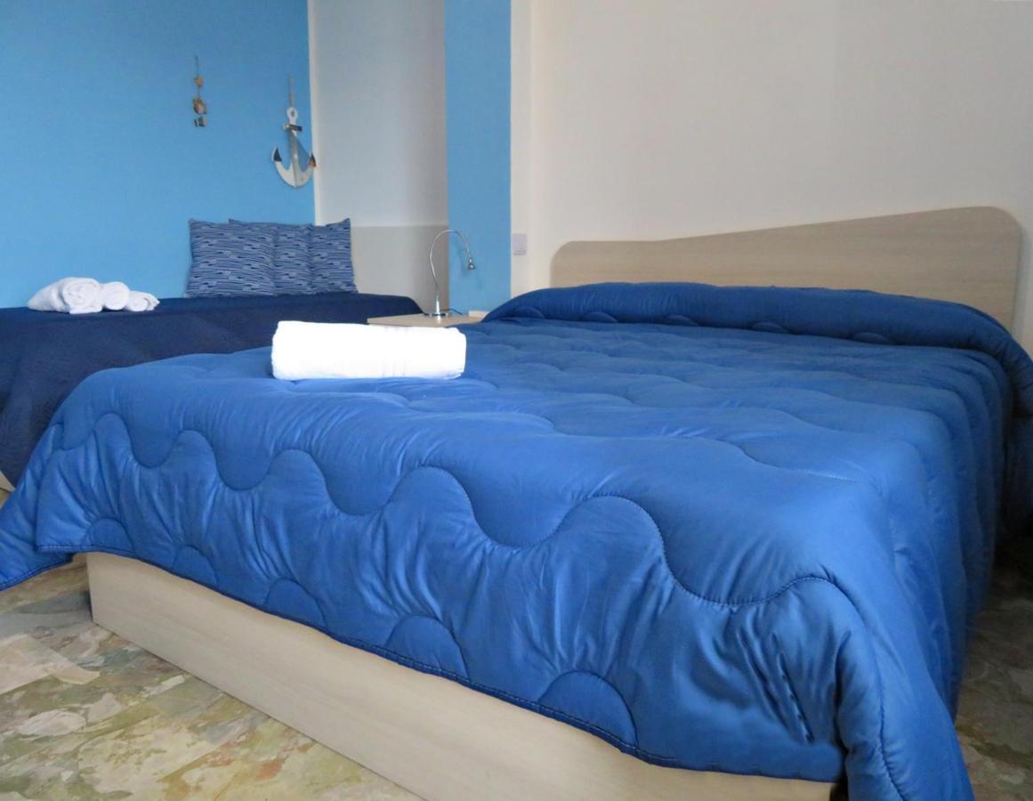 La Feluca Rooms & Breakfast Messina Esterno foto