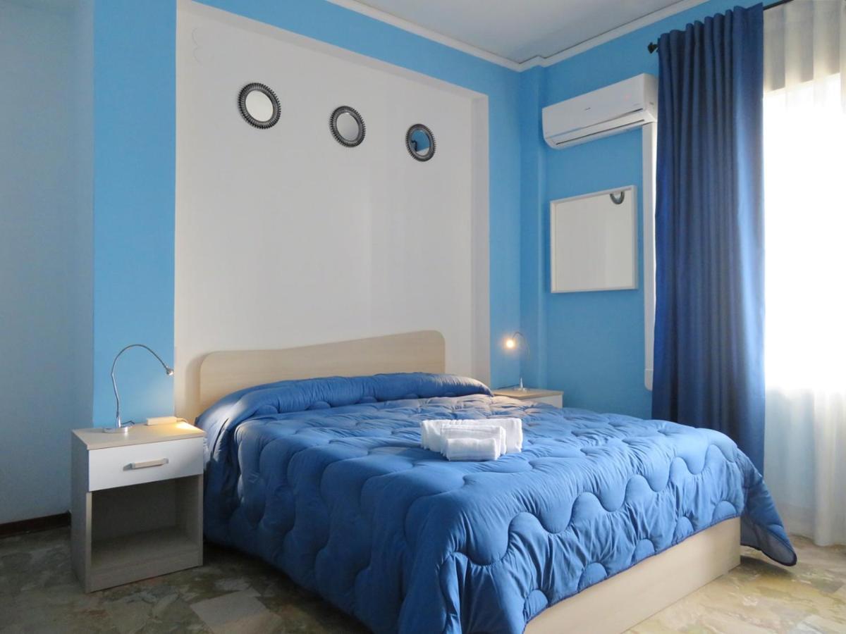 La Feluca Rooms & Breakfast Messina Esterno foto