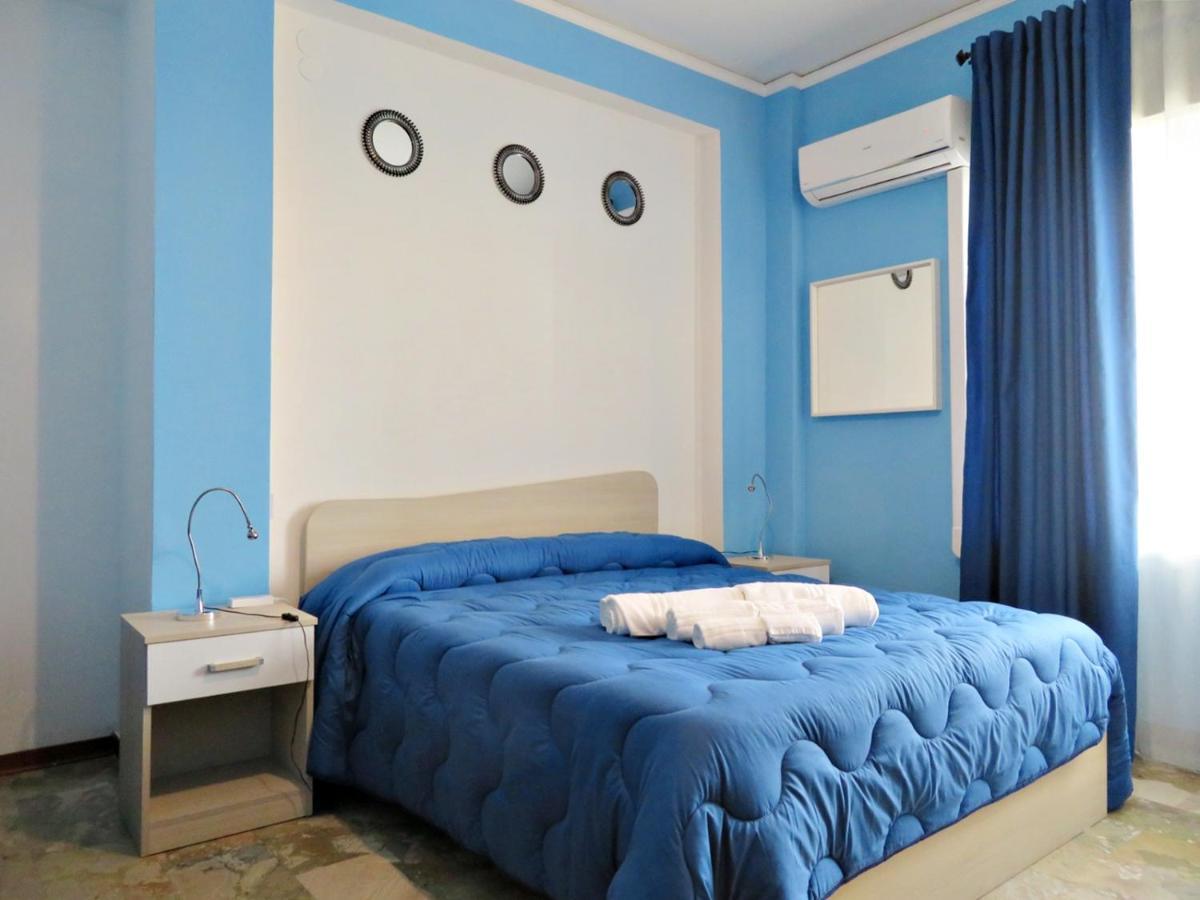 La Feluca Rooms & Breakfast Messina Esterno foto
